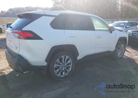 2022 Toyota Rav4 Xle Premium z USA, uszkodzony, nr VIN 2T3A1RFV7NW298980